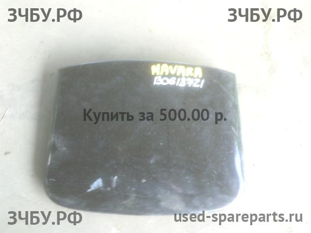 Nissan NP300 1 (D40) Накладка