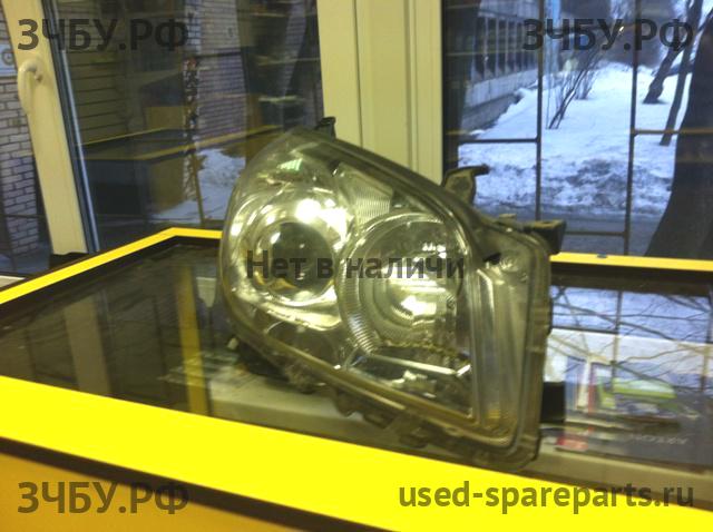 Toyota RAV 4 (3) Фара правая