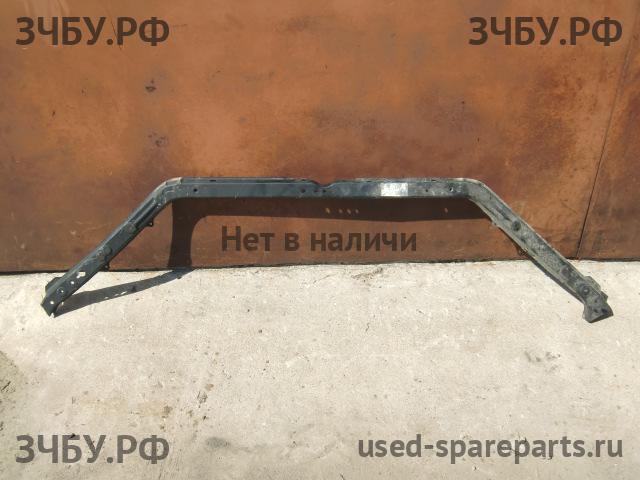 Subaru Legacy 4 (B13) Панель передняя (телевизор)