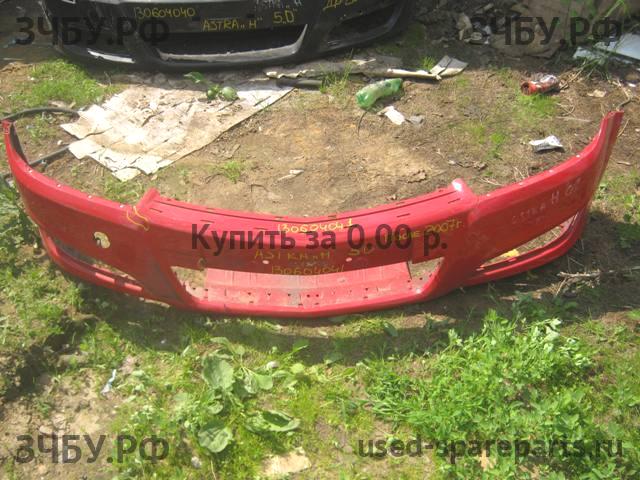 Opel Astra H Бампер передний