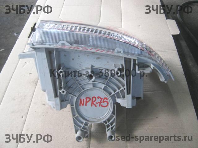 Isuzu NPR 75 (EURO-3) Фара левая