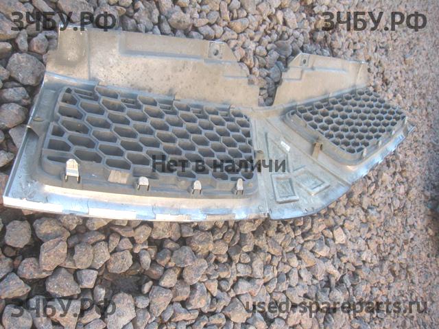 Mitsubishi L200 (4)[KB] Решетка радиатора