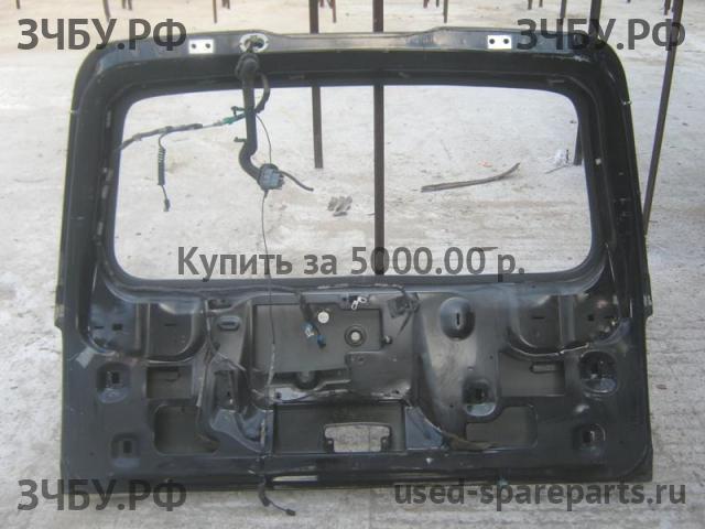 Chevrolet Suburban 2 (GMT800) Дверь багажника