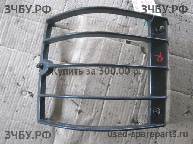 Land Rover Range Rover 2 (Classic) Защита фонаря (решетка)
