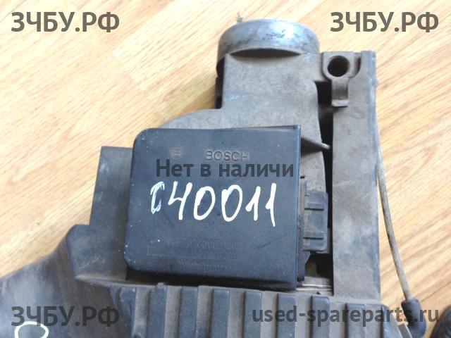 Volkswagen Golf 2 Расходомер воздуха (массметр)