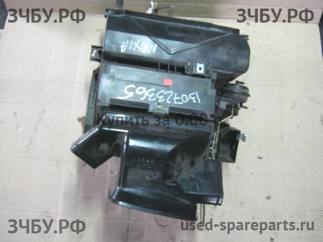 Daewoo Nexia Корпус отопителя (корпус печки)