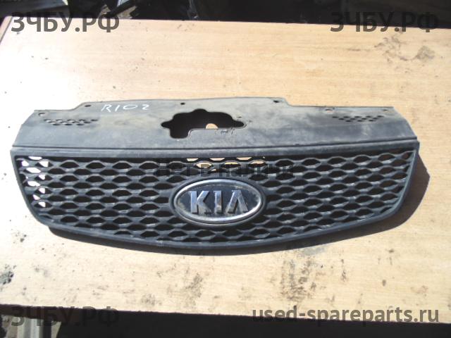 KIA Rio 2 Решетка радиатора