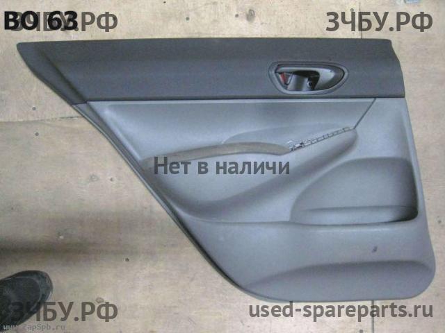 Honda Civic 8 (5D) Обшивка двери задней левой