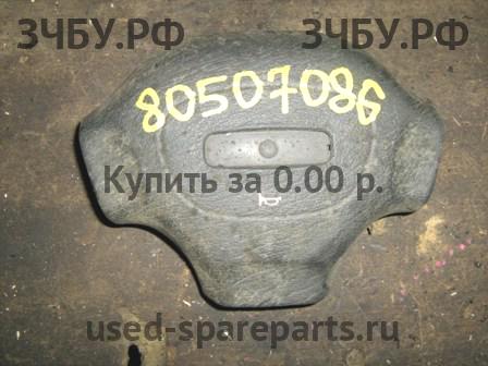 Volvo 240/260 Накладка звукового сигнала (в руле)