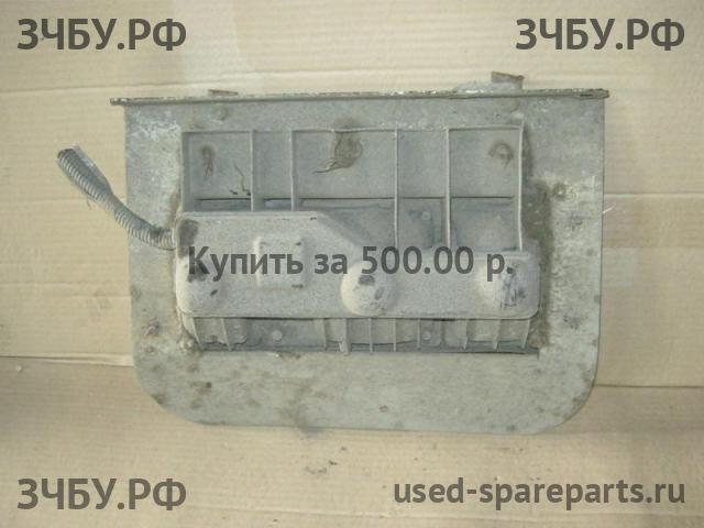 Isuzu NQR 71P Фонарь левый