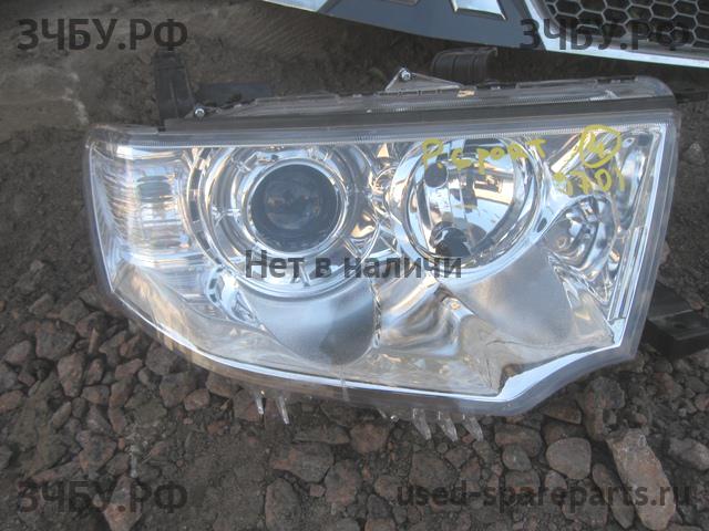 Mitsubishi Pajero/Montero Sport 2 (KH) Фара правая