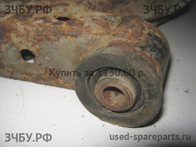 KIA Clarus Рычаг передний правый