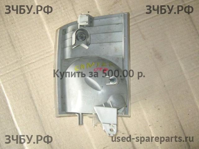 Mitsubishi Fuso/Canter (2) Отражатель