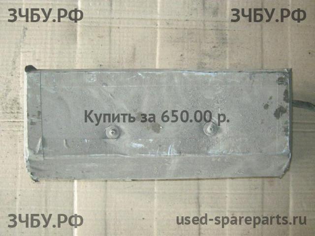 Mitsubishi Fuso/Canter (2) Фонарь правый