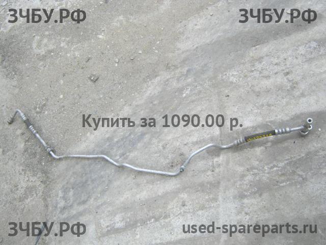 Ford Fiesta 2 Трубка кондиционера
