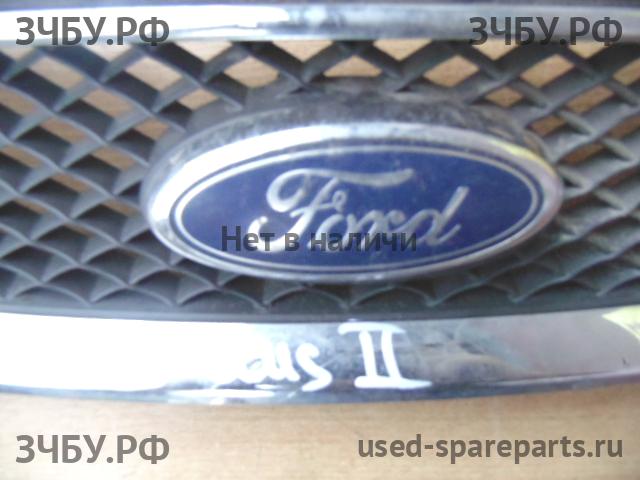 Ford Focus 2 Решетка радиатора