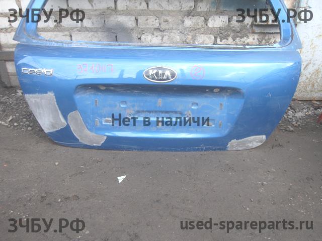 KIA Ceed 1 Дверь багажника