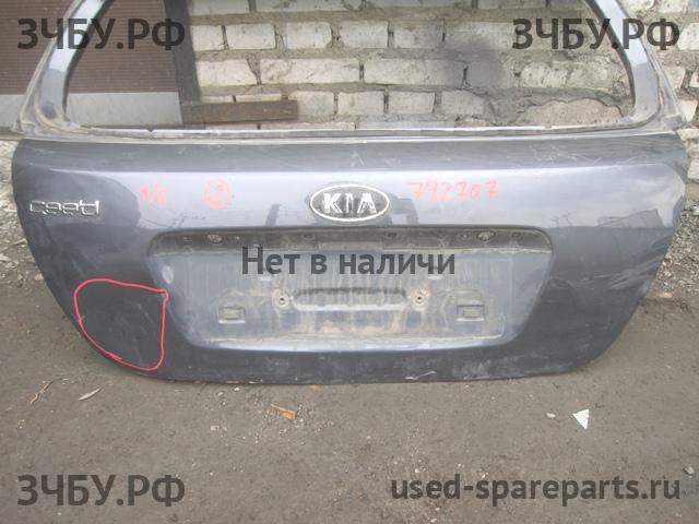 KIA Ceed 1 Дверь багажника