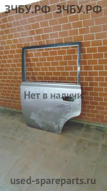 Toyota BB (1) Дверь задняя левая