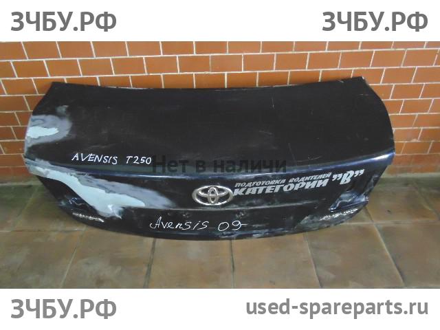 Toyota Avensis 3 Крышка багажника