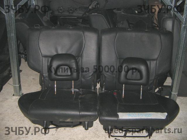 Toyota RAV 4 (3) Сиденье