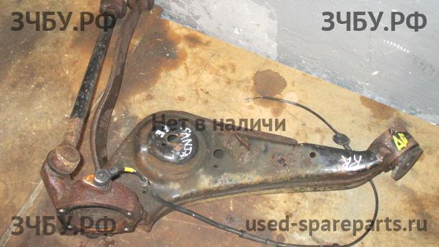 Hyundai Santa Fe 1 (SM) Кулак задний правый