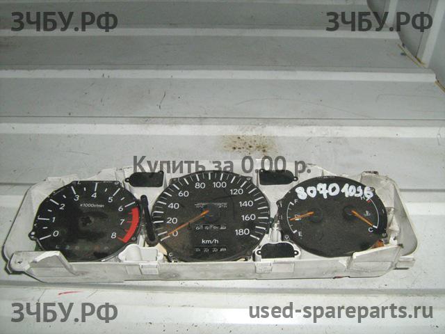Toyota Carina.E (T190) Панель приборов