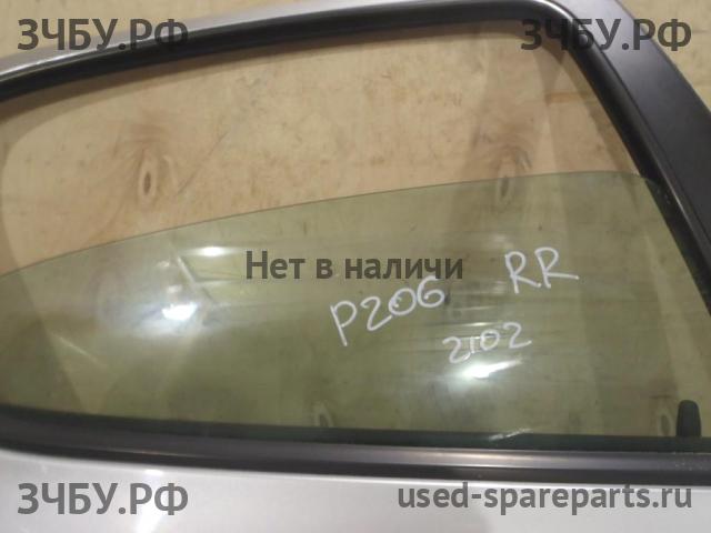 Peugeot 206 Стекло двери задней правой