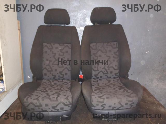 Volkswagen Golf 4 Сиденья (комплект)
