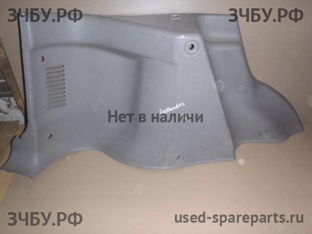 Land Rover Freelander 1 Обшивка багажника боковая левая