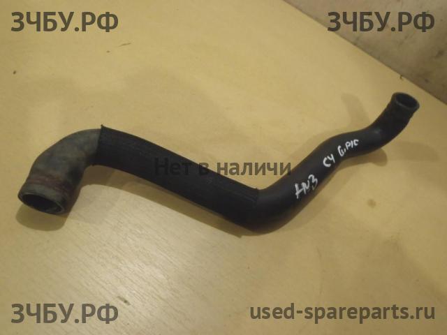 Citroen C4 Grand Picasso (1) Патрубок радиатора