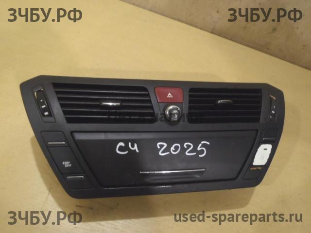 Citroen C4 Grand Picasso (1) Дефлектор воздушный