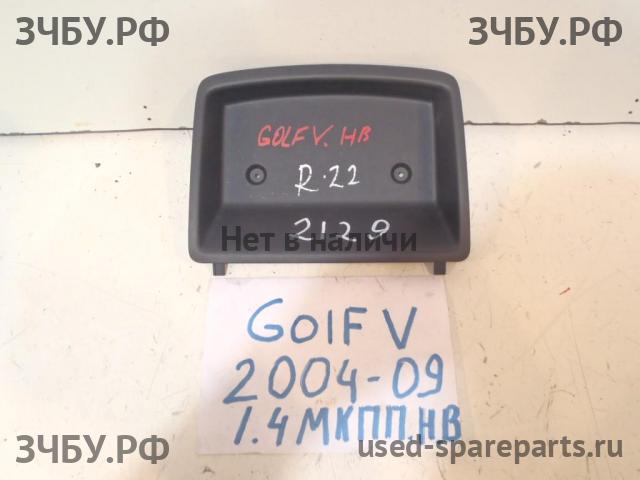 Volkswagen Golf 5 Ящик
