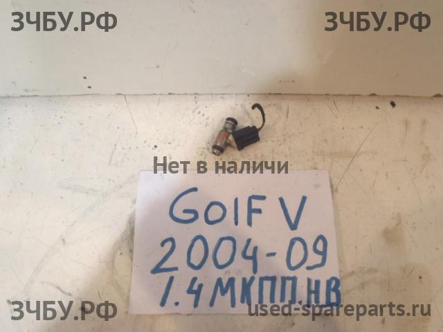 Volkswagen Golf 5 Форсунка инжекторная электрическая