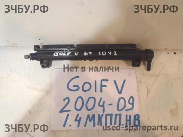 Volkswagen Golf 5 Рейка топливная (рампа)