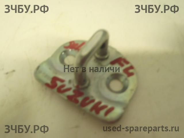Suzuki SX4 (1) Ответная часть замка двери