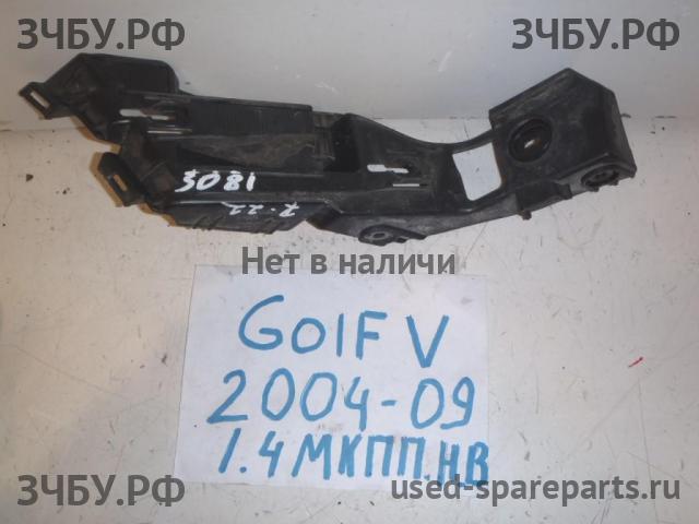 Volkswagen Golf 5 Направляющая заднего бампера