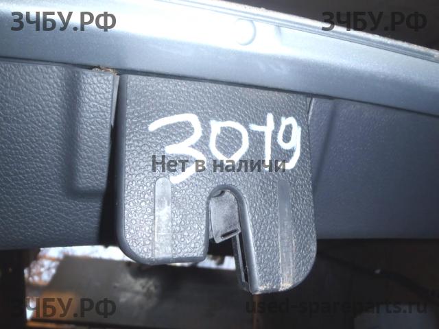Volkswagen Golf 5 Замок багажника