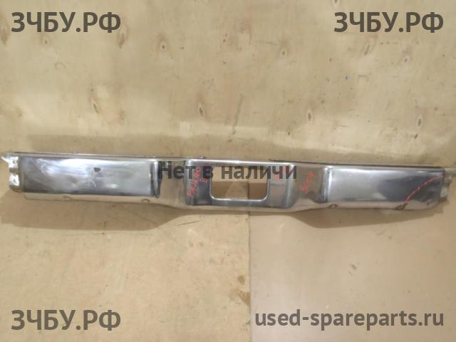Mitsubishi Pajero/Montero 2 Бампер задний