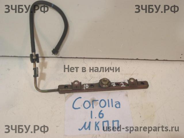 Toyota Corolla (E12) Рейка топливная (рампа)