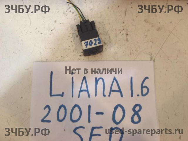Suzuki Liana Кнопка управления светом фар