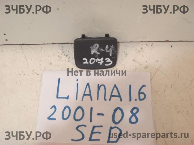 Suzuki Liana Пепельница