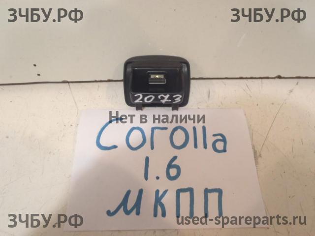 Toyota Corolla (E12) Пепельница