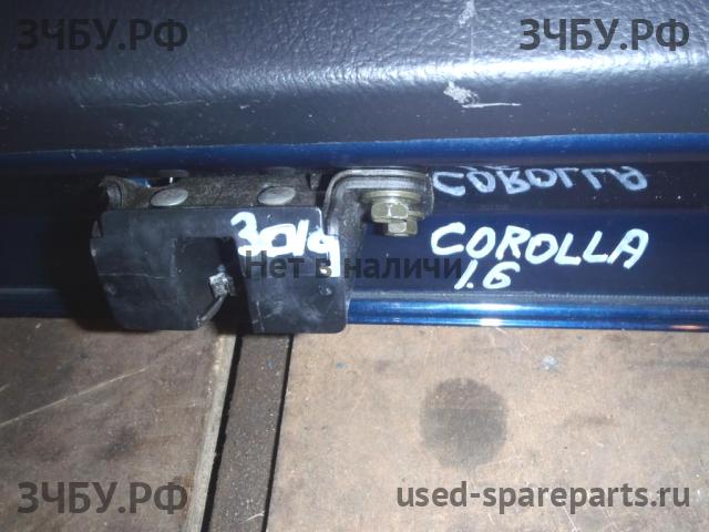 Toyota Corolla (E12) Замок багажника