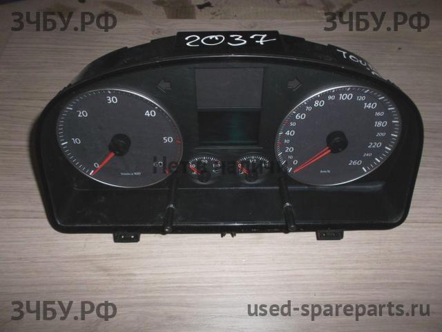 Volkswagen Touran 1 [1T] Панель приборов