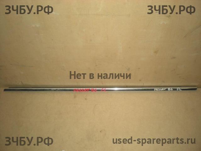Volkswagen Passat B6 Накладка стекла