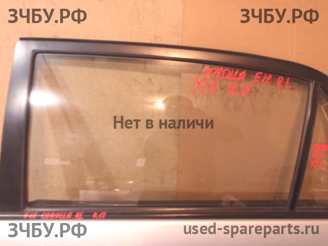 Toyota Corolla (E12) Стекло двери задней левой