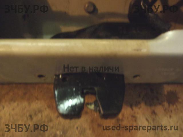 Citroen C4 (1) Замок багажника