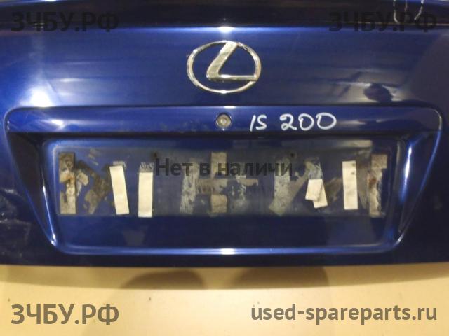 Lexus IS (1) 200/300 Накладка на крышку багажника