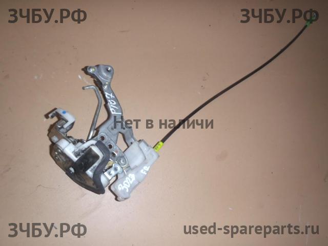 Peugeot 107 Замок двери передней правой